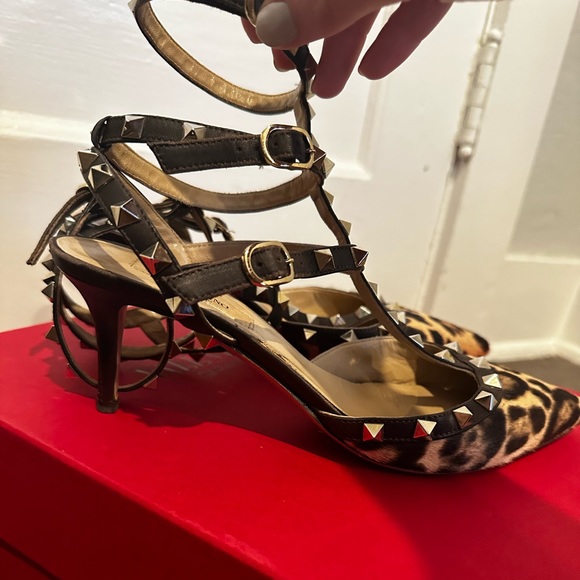 Valentino rockstud kitten heel leopard calf hair size 38 1/2 - Picture 2 of 5